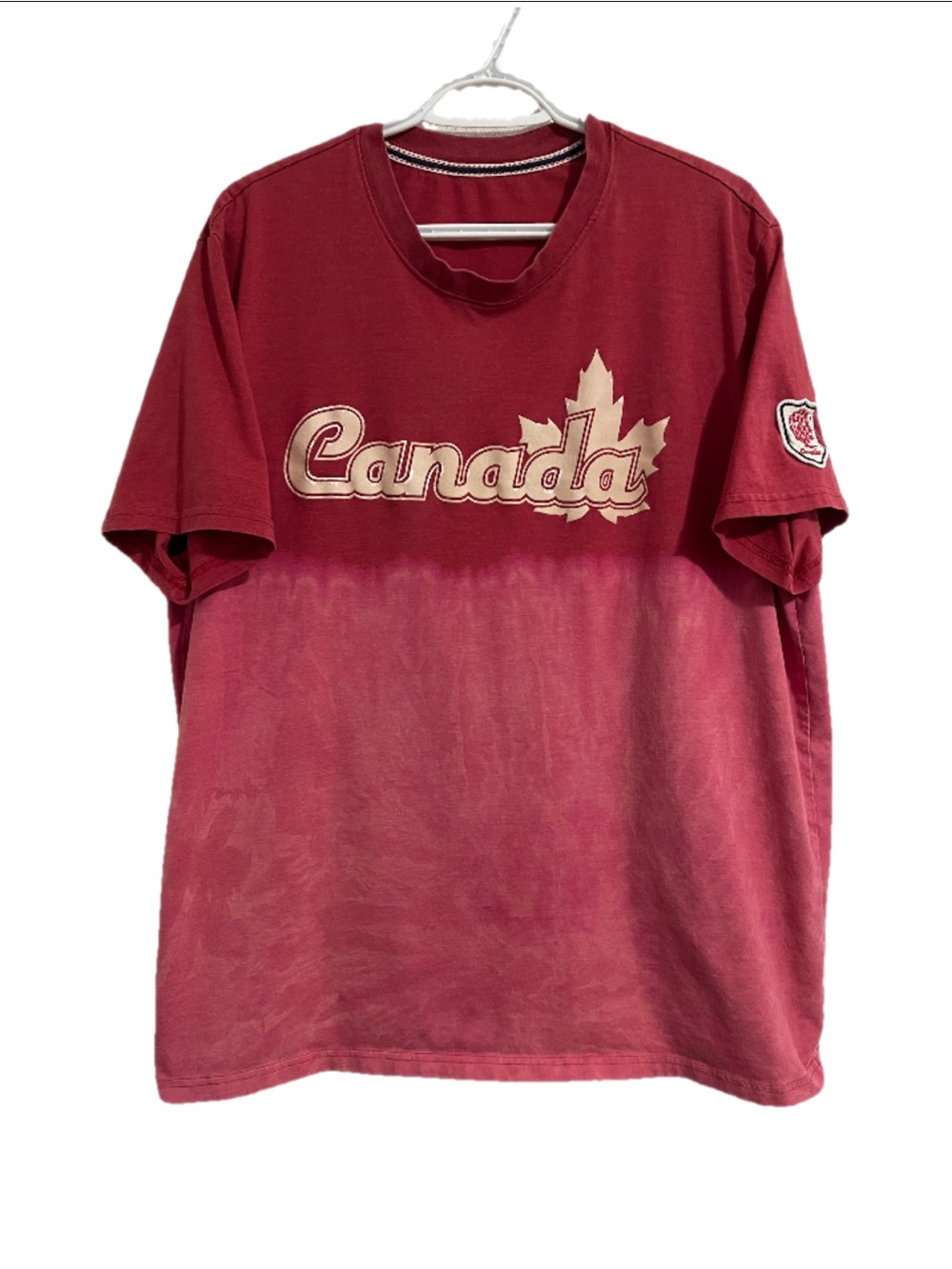 Distressed Canada Graphic Short Sleeve Shirt